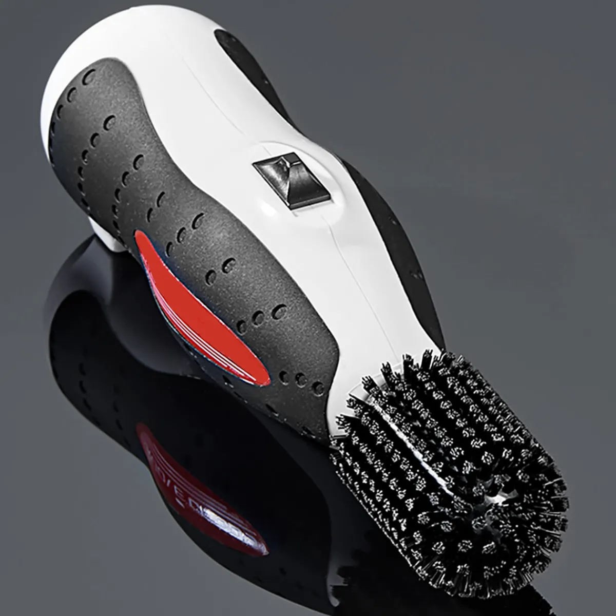 Golf Gifts and Gallery Cordless Rechargeable Golf Club Cleaner