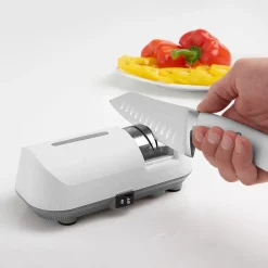 Master Grade Div. of Oceda Corp. Electric Knife Sharpener