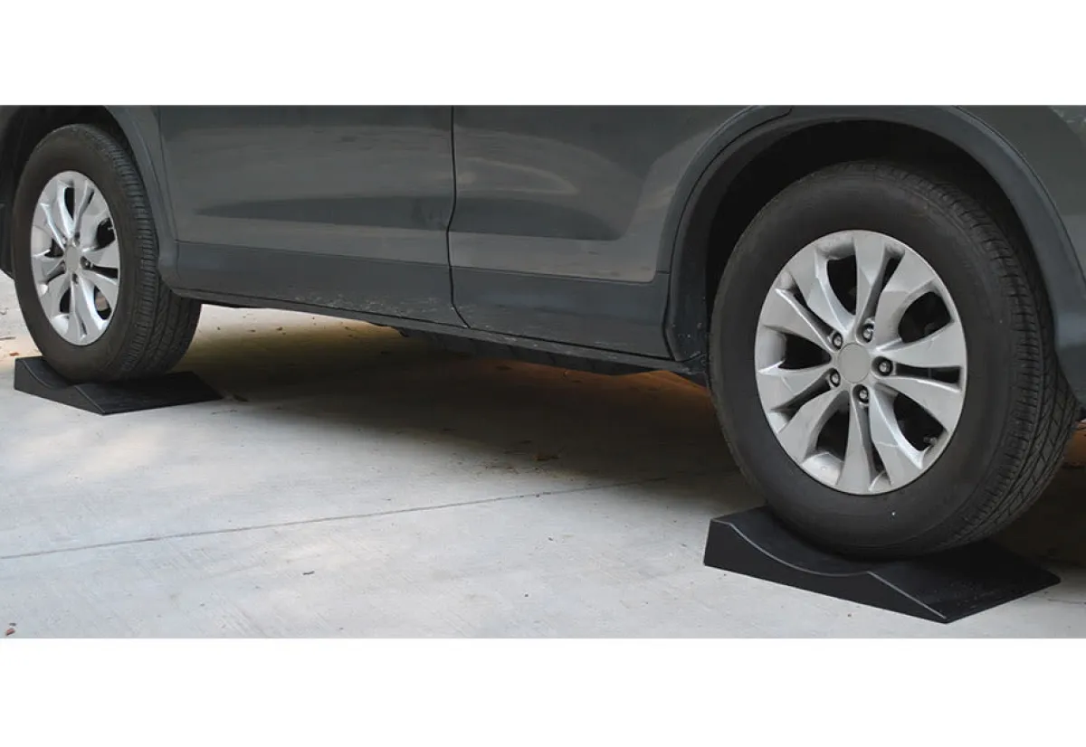 Cart Show Solutions LLC Flat Spot Preventing Tire Ramps (Set of 4)