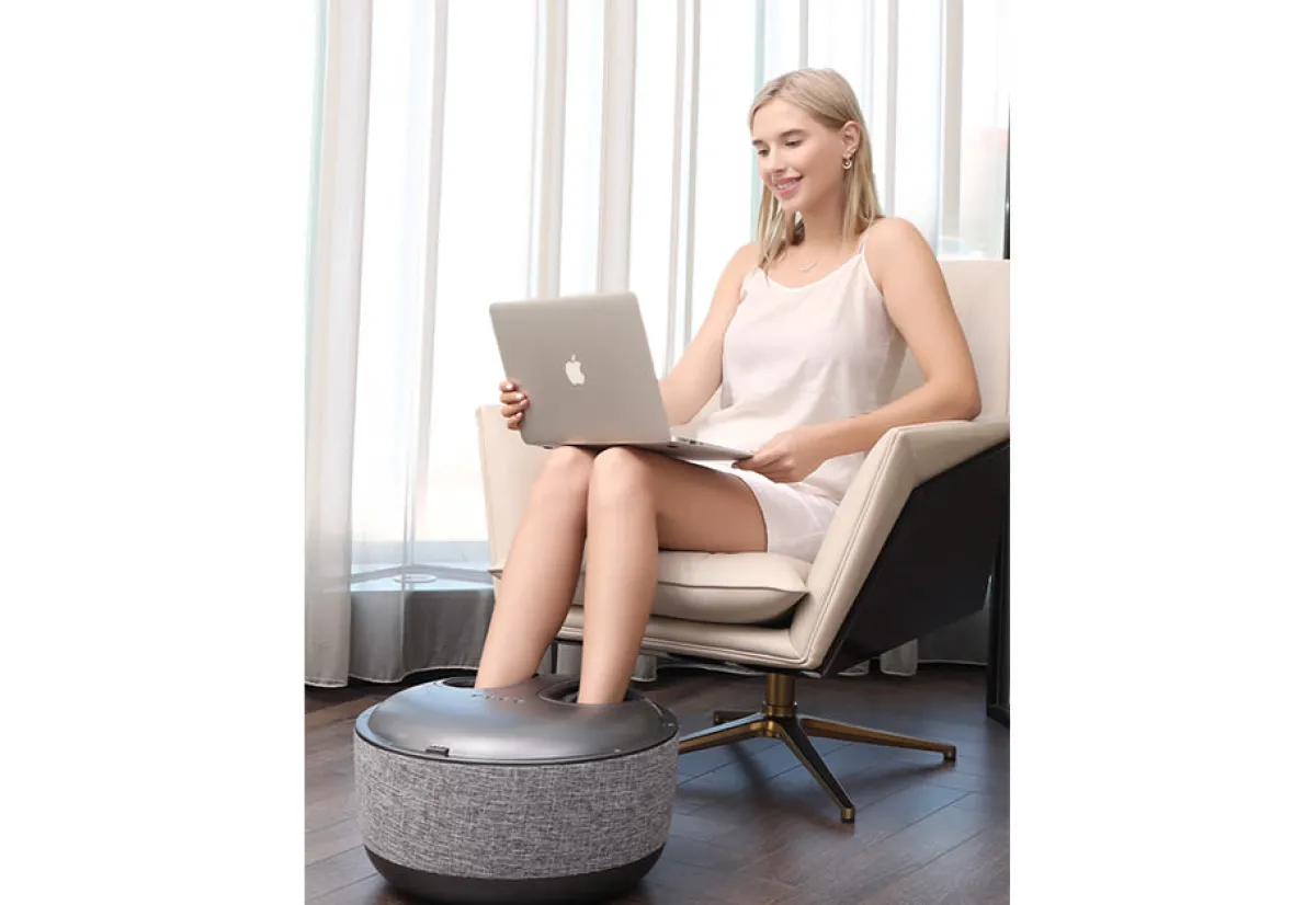 GoPlus (Costway) Foot Massaging Ottoman