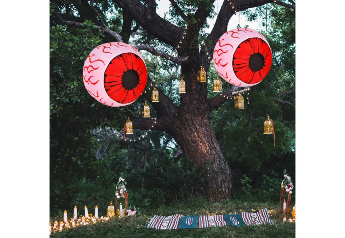Mindscope Products Inc. 3-Ft. Inflatable Halloween Eyeballs (Set of 2)