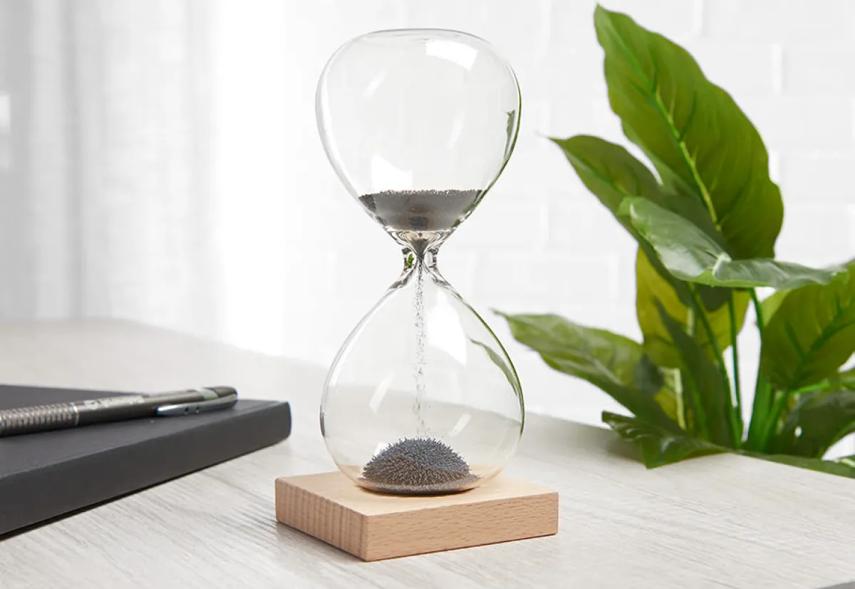 EP DESIGN LAB Magnetic Sand Hourglass