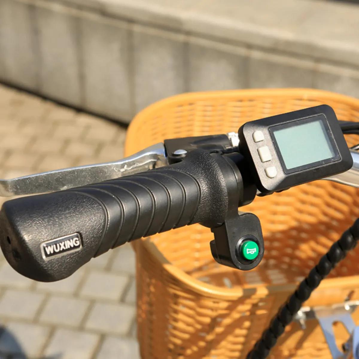 Sharper Image NAKTO Elegance Electric Bike