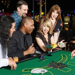 GoPlus (Costway) 600-Piece Poker Chip and Game Set