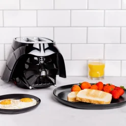 Uncanny Brands, LLC Star Wars Darth Vader Light-Up 2-Slice Toaster