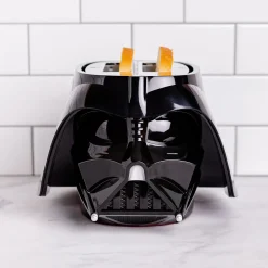 Uncanny Brands, LLC Star Wars Darth Vader Light-Up 2-Slice Toaster