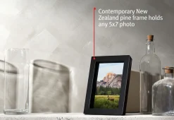 Sungale Wireless Charging Picture Frame