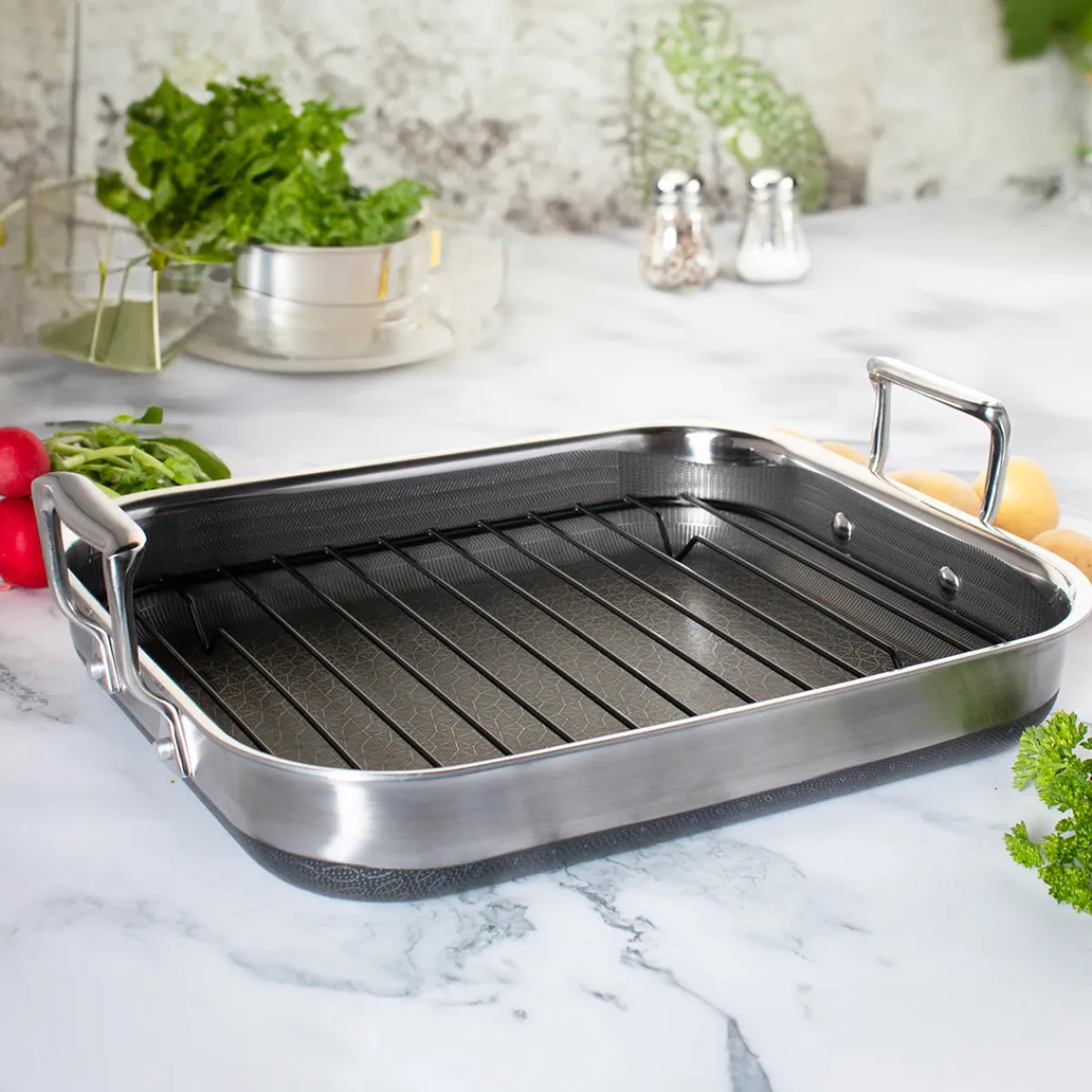 Livwell Brands LLC 14'' Hybrid Nonstick Roasting Pan with Rack